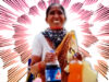 Meet Lokmani, The Woman Who Distributed Cold Drinks To Policemen To Appreciate Their Hard Work. We’re So Inspired