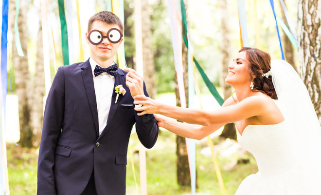 This Bride Is Furious After Her Husband Posed Goofily In All Their Wedding Pics. Would You Be Okay With This?