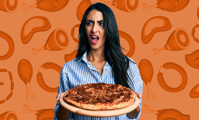 Fl-Woman-Files-Complaint-For-Getting-Non-Veg-Pizza,-Seeks-₹-1-Crore-Compensation