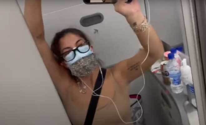 US Woman Self Isolates For 5 Hours In Flight Washroom After Testing COVID Positive Mid-Flight