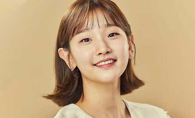 ‘Parasite’ Actress Park So Dam Diagnosed With Papillary Thyroid Cancer, Undergoes Immediate Surgery