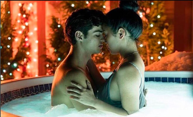 Planning To Do It In The Pool On NYE? 8 Things To Keep In Mind When You Have Sex In Water
