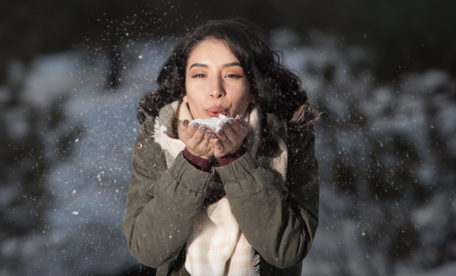 5 Common Winter Hair Care Mistakes We Should Avoid Making During This Chilly Season