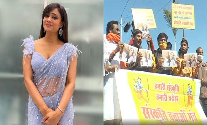 Shweta Tiwari’s Photos Burnt By Sanskriti Bachao Manch After Her Controversial Remarks About God And Bra Size Shweta Tiwari’s Photos Burnt By Sanskriti Bachao Manch After Her Controversial Remarks About God And Bra Size