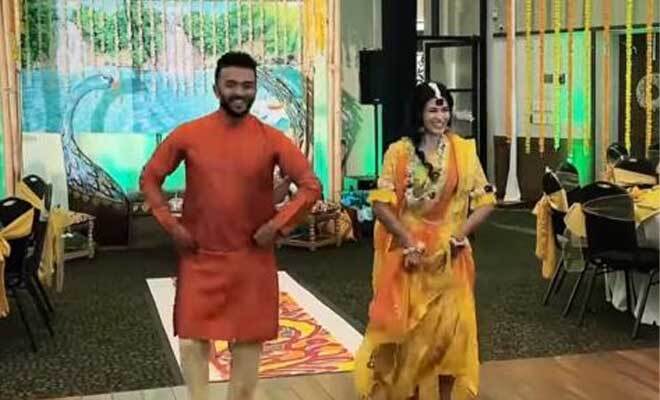 Bangladeshi Couple Does Impromptu Performance On ‘Kaahe Chhed Mohe’ From Devdas, Wins Hearts