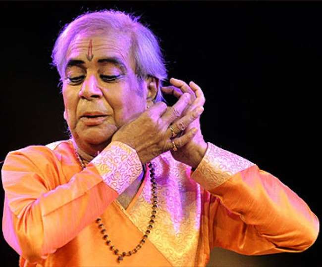 kathak-dancer-pandit-birju-maharaj-passes-away-at-83-bollywood-celebs-pay-tribute