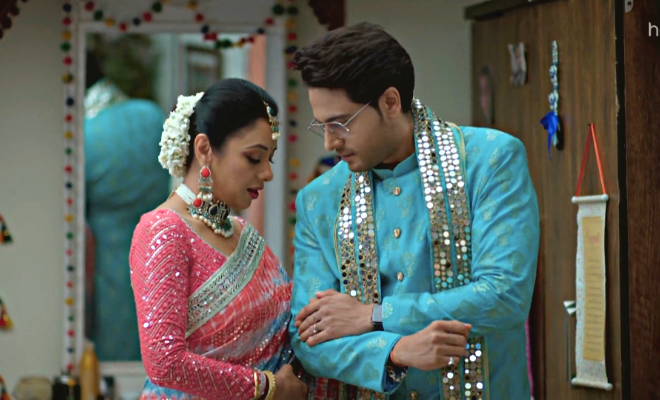 Anupamaa And Anuj Are All Set To Get Engaged, Twitter Stans Their Chemistry. We Can’t Wait For MaAn Ki Sagai!