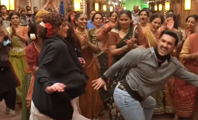 New Video Reveals Ranveer Singh Gatecrashed ‘Dholida’ Song Shooting, Danced With Gangubai Alia Bhatt!