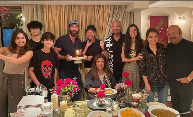 Hrithik Roshan And Saba Azad Are All Smiles In This Roshan Family Picture Shared By Rakesh Roshan