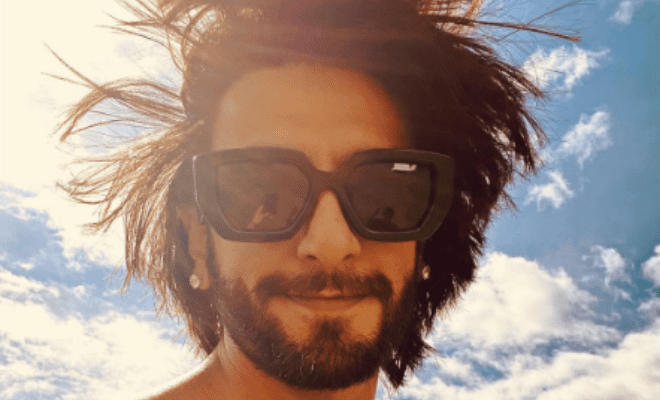 It Is Ranveer Singh’s Birthday And Baba Has Given Us A Gift In The Form Of A ‘Simbaa-Lic’ Selfie!