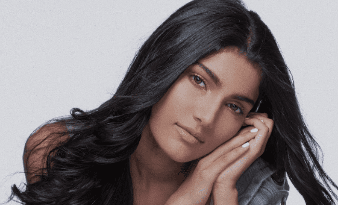 Salman Khan’s Niece Alizeh Agnihotri To Make Bollywood Debut With Youth-Centric Film, More Details Awaited