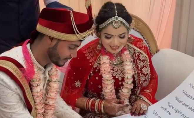 Bride And Groom Sign Hilarious Matrimony Contract Right Before Their Wedding. Thoda Zaada Nahi Ho Gaya?