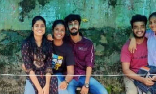 Kerala Students’ Unique ‘Sit-On-Lap’ Protest Against Society’s Moral Policing Is Winning Praises, Even From City Mayor