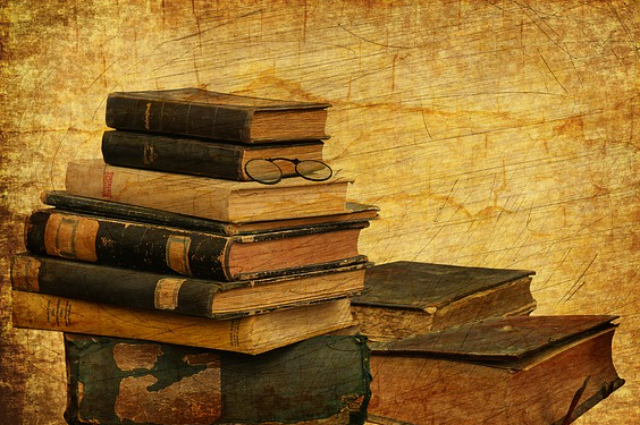 indian-literature-industry-arundhati-roy-anita-desai-kalidas-books