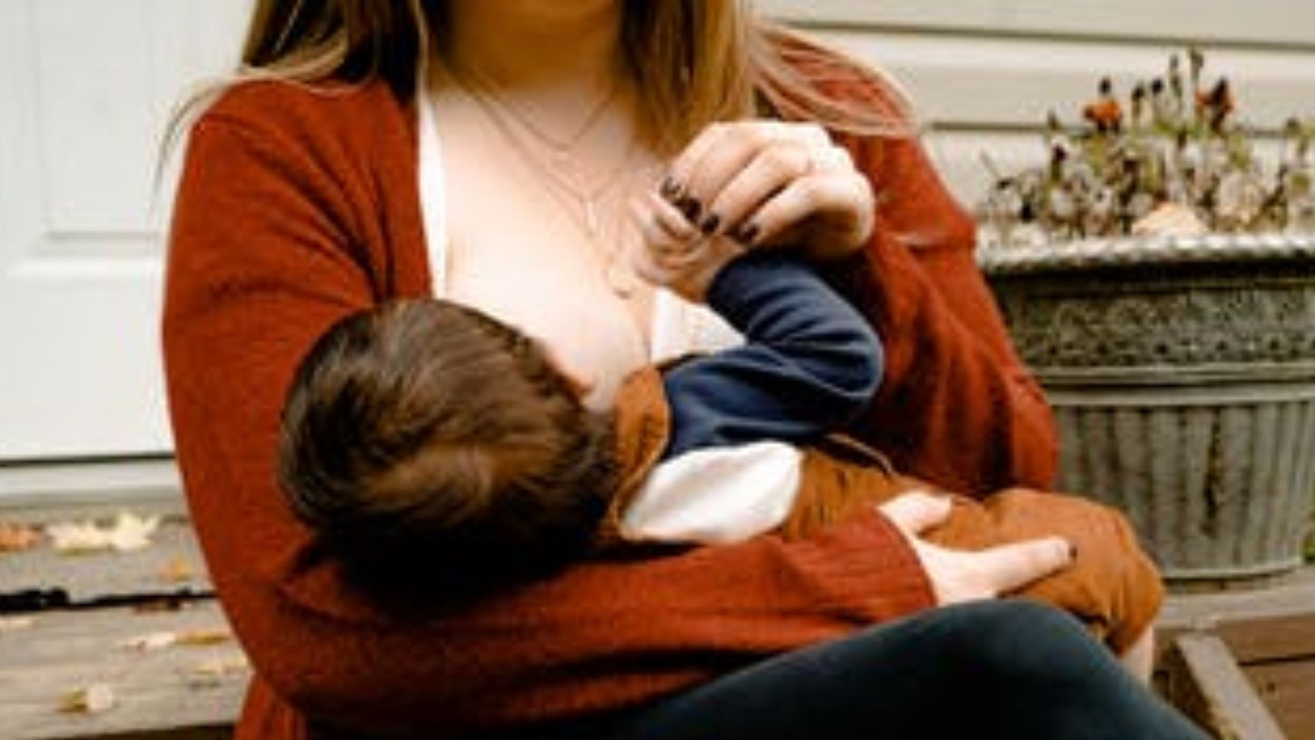 Not Being Able To Breastfeed Your Baby Shouldn’t Make You Anxious! Here Are Some Expert-Suggested Safe Alternatives