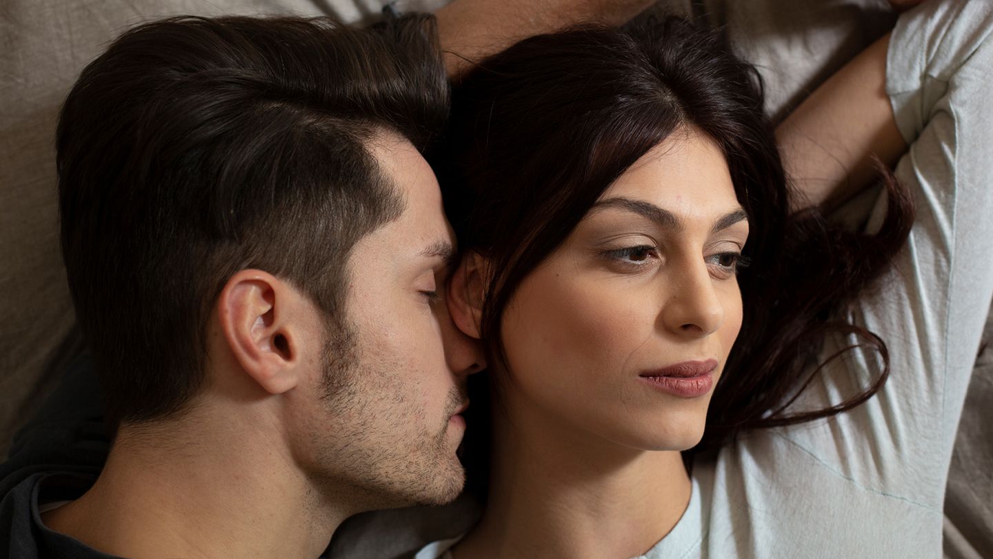 men-believe-good-in-bed-sex-toxic-male-ego-sexual-health