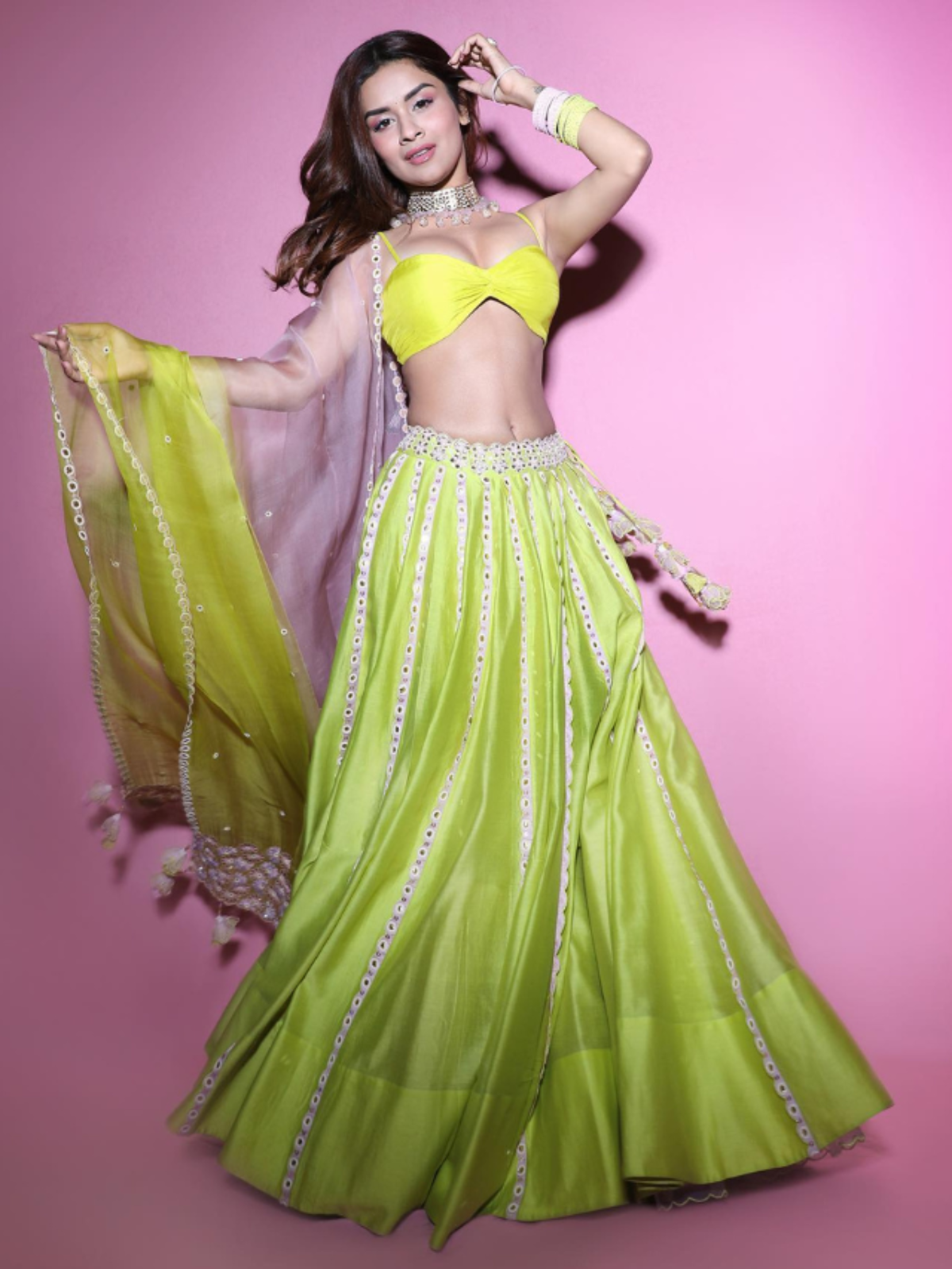 Avneet Kaur's Lime Green Lehenga Is The Perfect Bridesmaid Inspo!