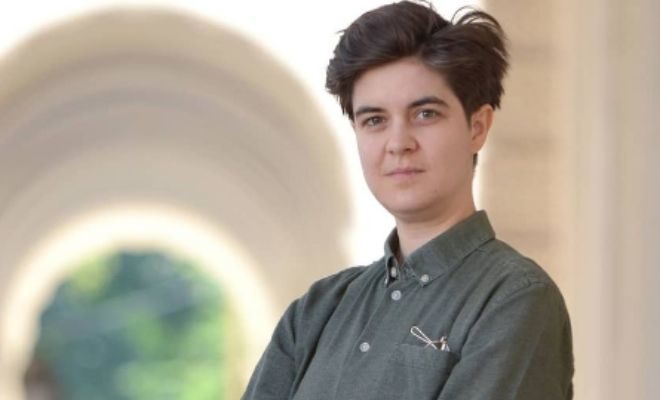 German Heiress Unhappy With USD 4.5 Billion Inheritance. Strange To Say No To Ghar Aati Hui Laxmi!
