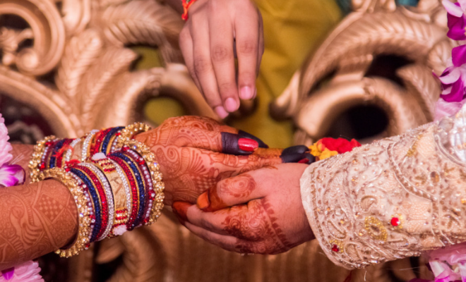 British Woman Marries Agra Man After Meeting On Social Media. And Here We Can’t Find People Within Our City!