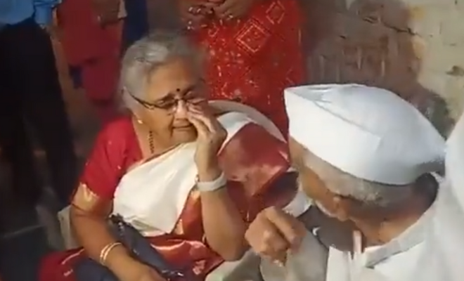 Sudha Murthy Touched The Feet Of Sambhaji Rao Bhide, Man Who Refused To Speak To Reporter Not Wearing Bindi. Why Entertain Such Misogynist Men?