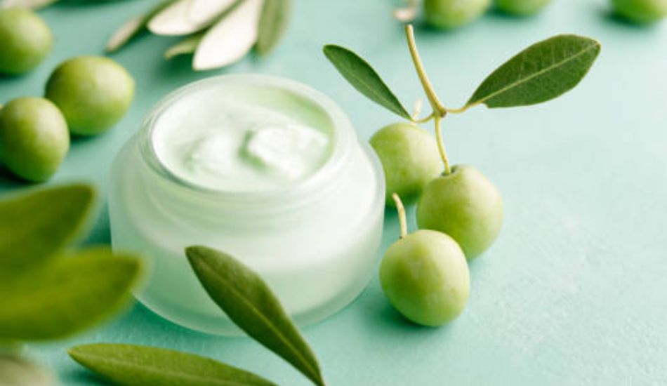 Searching For The Perfect Moisturiser? Here Are 4 Things To Consider For Optimal Skin Care