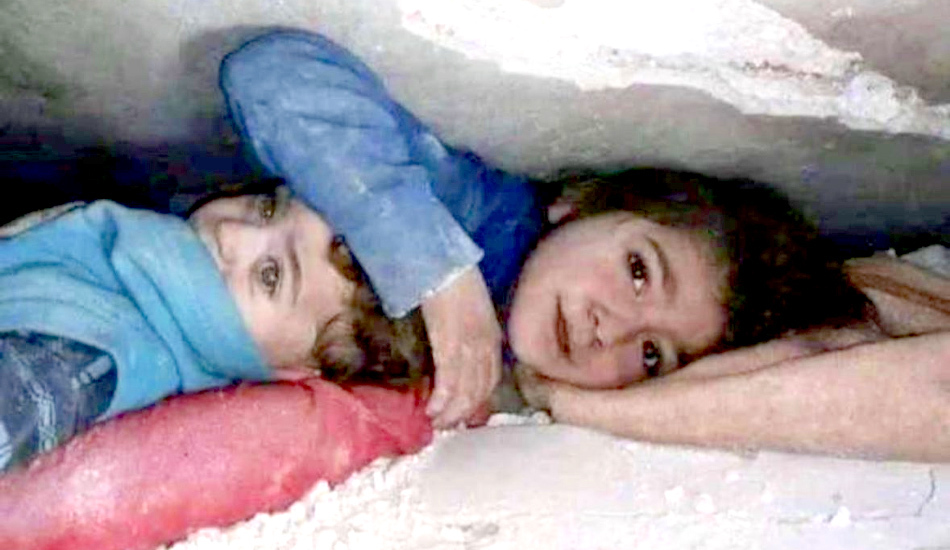 Turkey Earthquake: Picture Of 7YO Girl Protecting Brother Under Rubble Is Heartbreaking