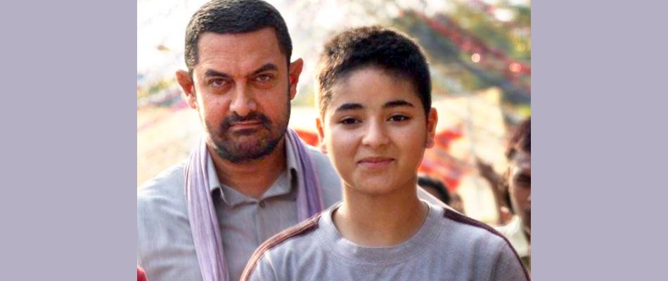 Zaira-Wasim-angry-reaction-tweet-trolls-woman-eating-in-niqab-Dangal