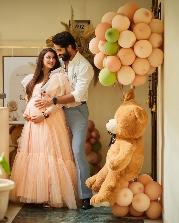 imlie-actor-karan-vohra-wife-bella-expecting-twins-shares-baby-shower-video