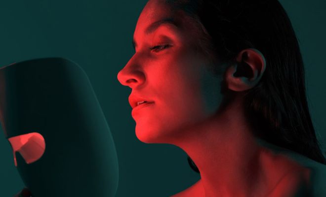 How-To-Use-UV-Light-Therapy-For-Fine-Lines-Wrinkles-Anti-Ageing