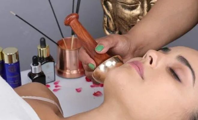 what-is-an-ayurvedic-kansa-wand-how-to-use-it-benefits-different-from-facial-tools