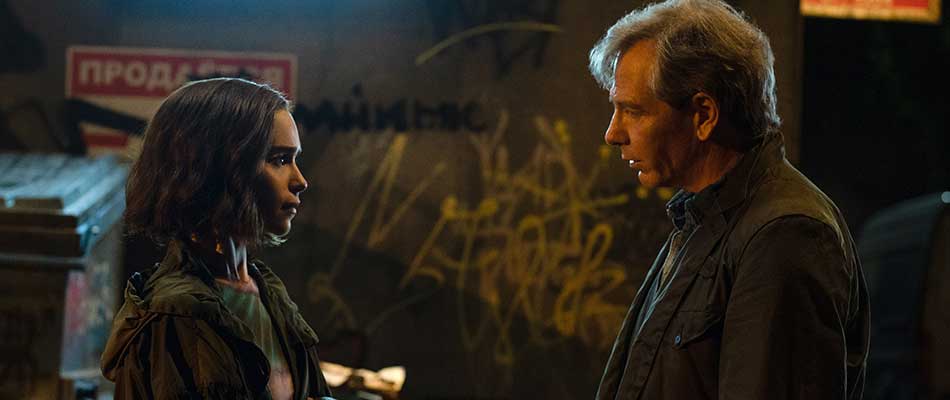 (L-R): Emilia Clarke as G'iah and Ben Mendelsohn as Talos in Marvel Studios' SECRET INVASION, exclusively on Disney+. Photo by Des Willie. © 2023 MARVEL.