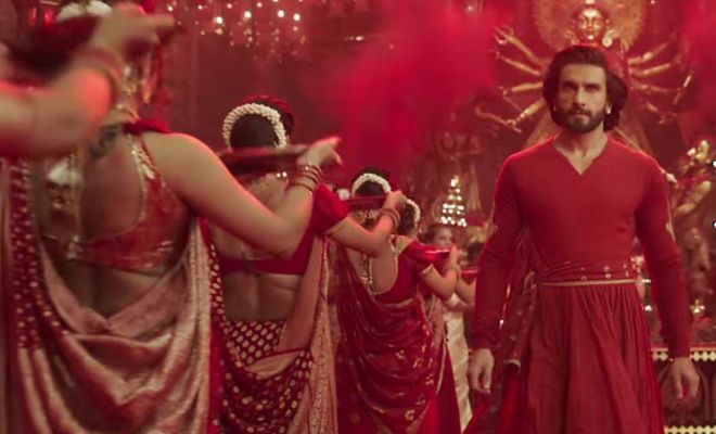 Ranveer-Singh-Rocky-Aur-Rani-Kii-Prem-Kahani-Monochrome-Suits-Diamond-Studs-Fashion-Style