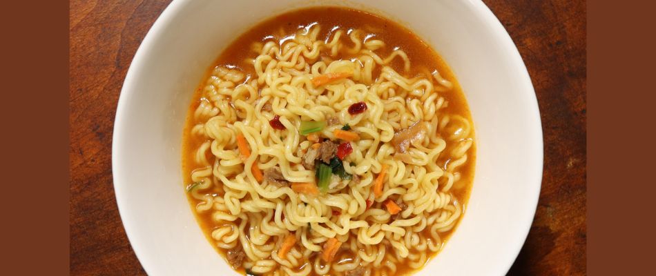 monsoon-easy-maggi-noodles-recipes-hot-pakoda-vegetable-soup