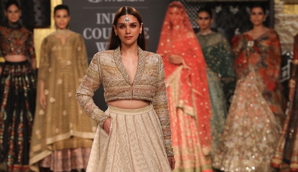 Showstopper Aditi Rao Hydari Looks Radiant In Ritu Kumar’s Couture At ICW 2023