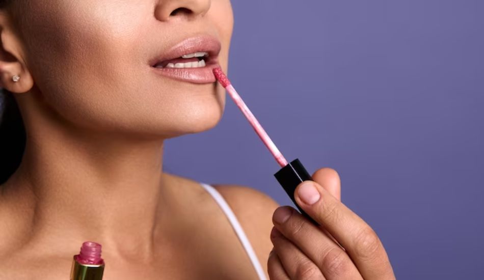 Do Lipstick Applicators Really Make A Difference? There Is Definitely A Best One!