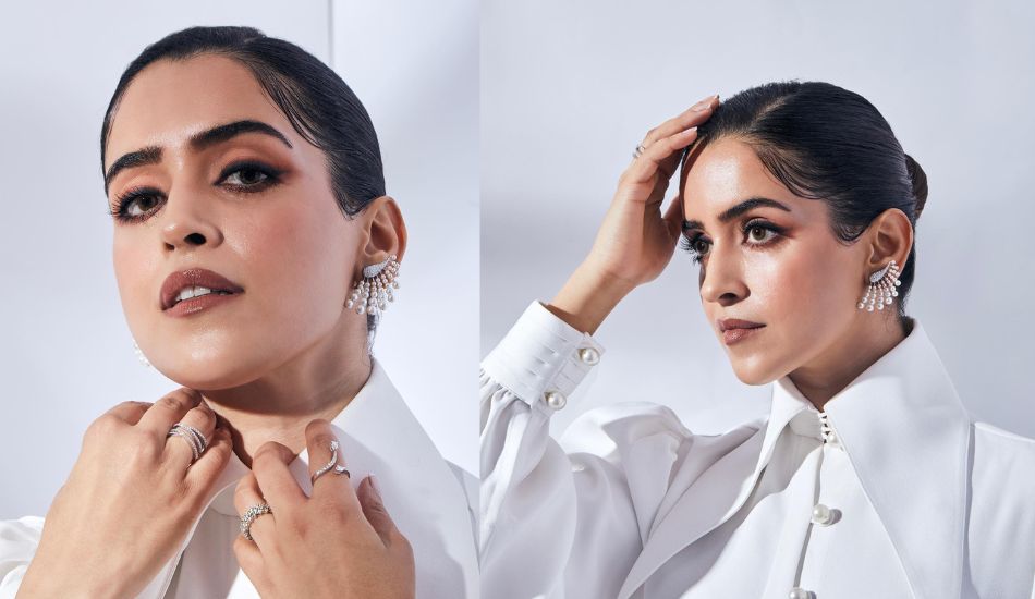 Recreating Sanya Malhotra’s Smokey Eye Is So Easy, You’ll Need Only 3 Makeup Products! Recreating Sanya Malhotra’s Smokey Eye Is So Easy, You’ll Need Only 3 Makeup Products!