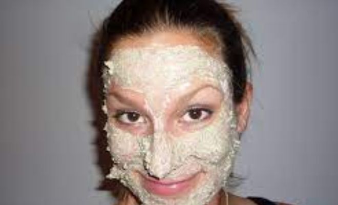 Most-Weird-Bizzarre-Beauty-Treatments-Snail-Facial-Snake-Massage-semen-hair-mask
