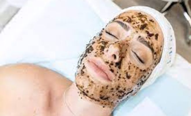 Most-Weird-Bizzarre-Beauty-Treatments-Snail-Facial-Snake-Massage-semen-hair-mask