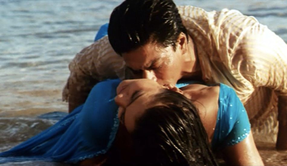4 Hickey Etiquette To Keep In Mind Before You Go About Giving Your Partner A Passionate Love Bite!