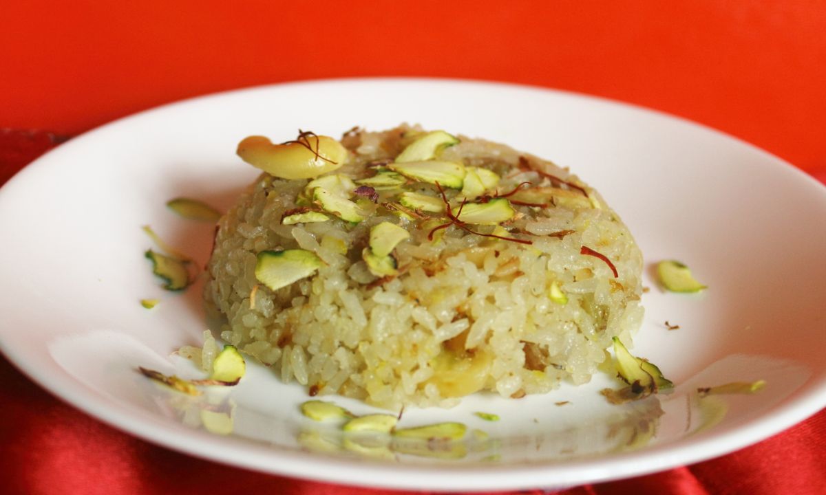 narali-purnima-special-dish-how-to-make-narali-bhat-at-home-east-recipe-coconut-sweet-rice