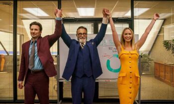 pain-hustlers-teaser-emily-blunt-chris-evans-andy-garcia-netflix