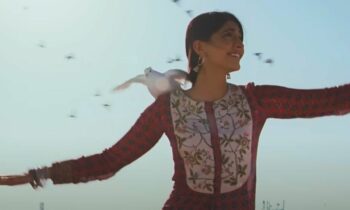 what-is-snail-girl-era-trend-women-mental-health-slow-lifestyle-work-girl-boss
