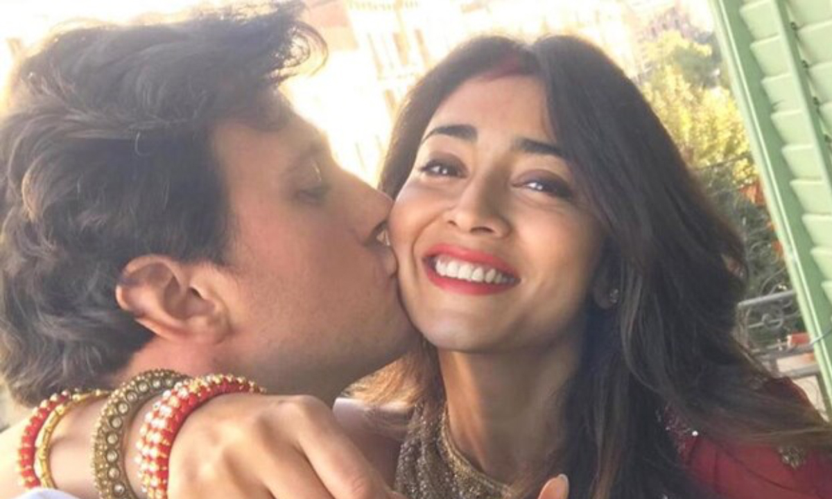 Shriya Saran Says A Kiss Can Heal Your Bad Day, Here Are 5 Other Ways A Kiss From Your Boo Can Fix You!