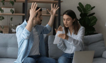what-is-economic-abuse-9-warning-signs-youre-a-victim-of-financial-abuse-in-a-relationship
