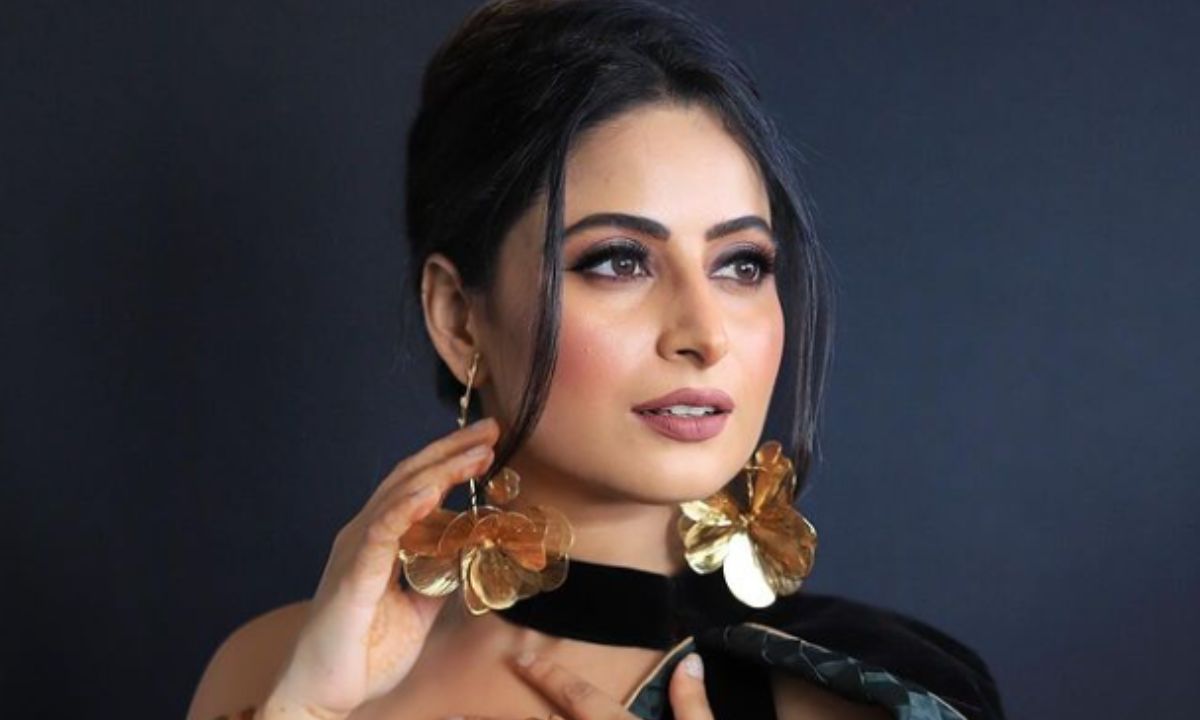 Bigg Boss 17 Star Aishwarya Sharma Addresses Fake News About Her Pregnancy: “I Passed Out On Set Because…” Bigg Boss 17 Star Aishwarya Sharma Addresses Fake News About Her Pregnancy: “I Passed Out On Set Because…”