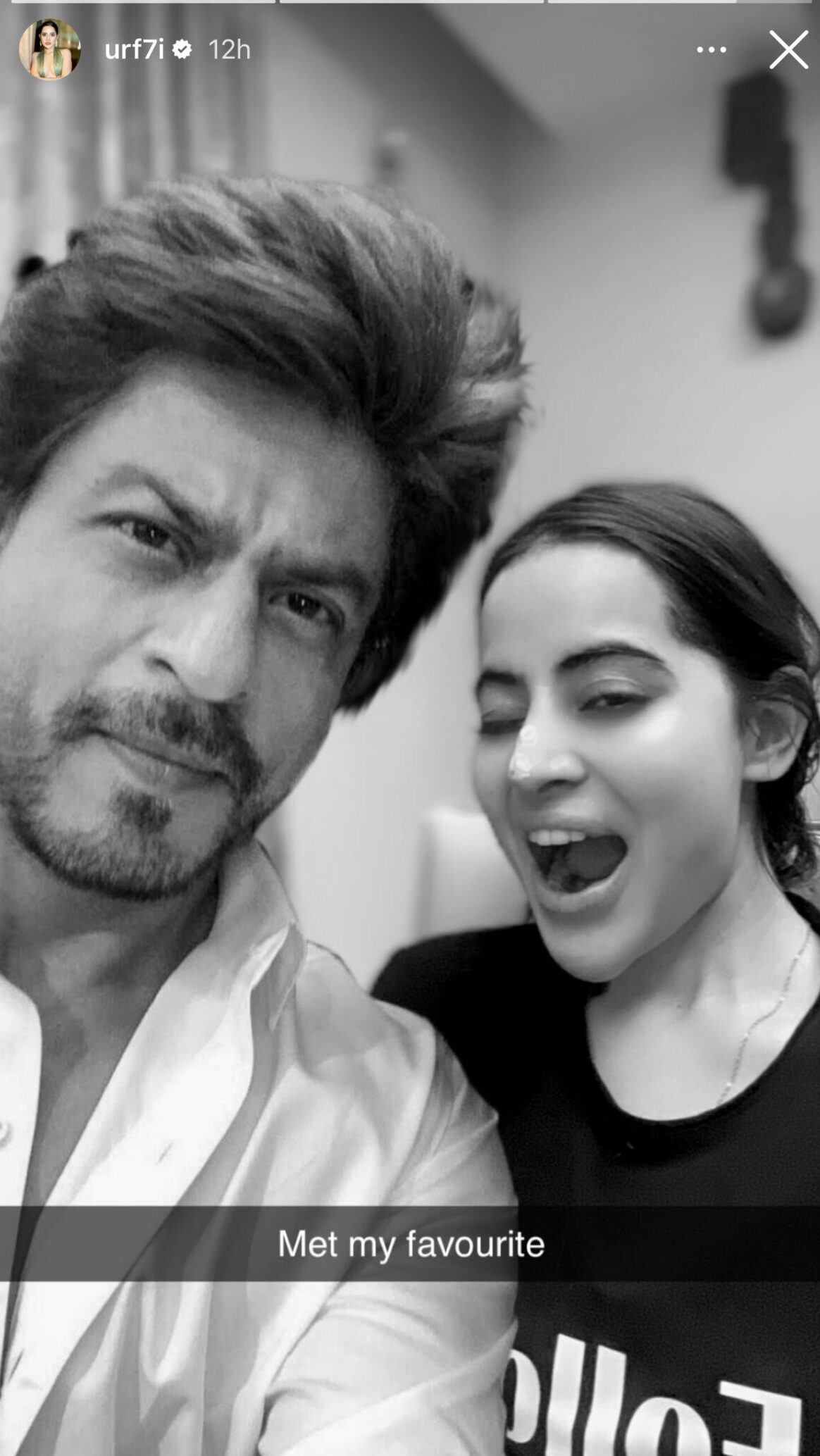 Calm Down, Guys! Uorfi Javed’s Selfie With Her "Favourite" Shah Rukh
