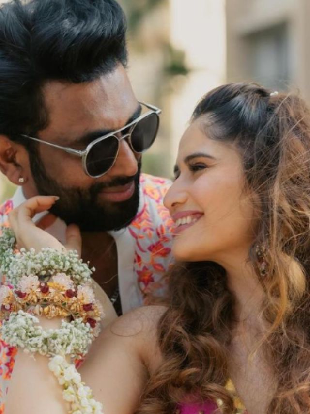 See Cute Pics From Arti Singh And Dipak Chauhan’s Pre-Wedding Festivities!