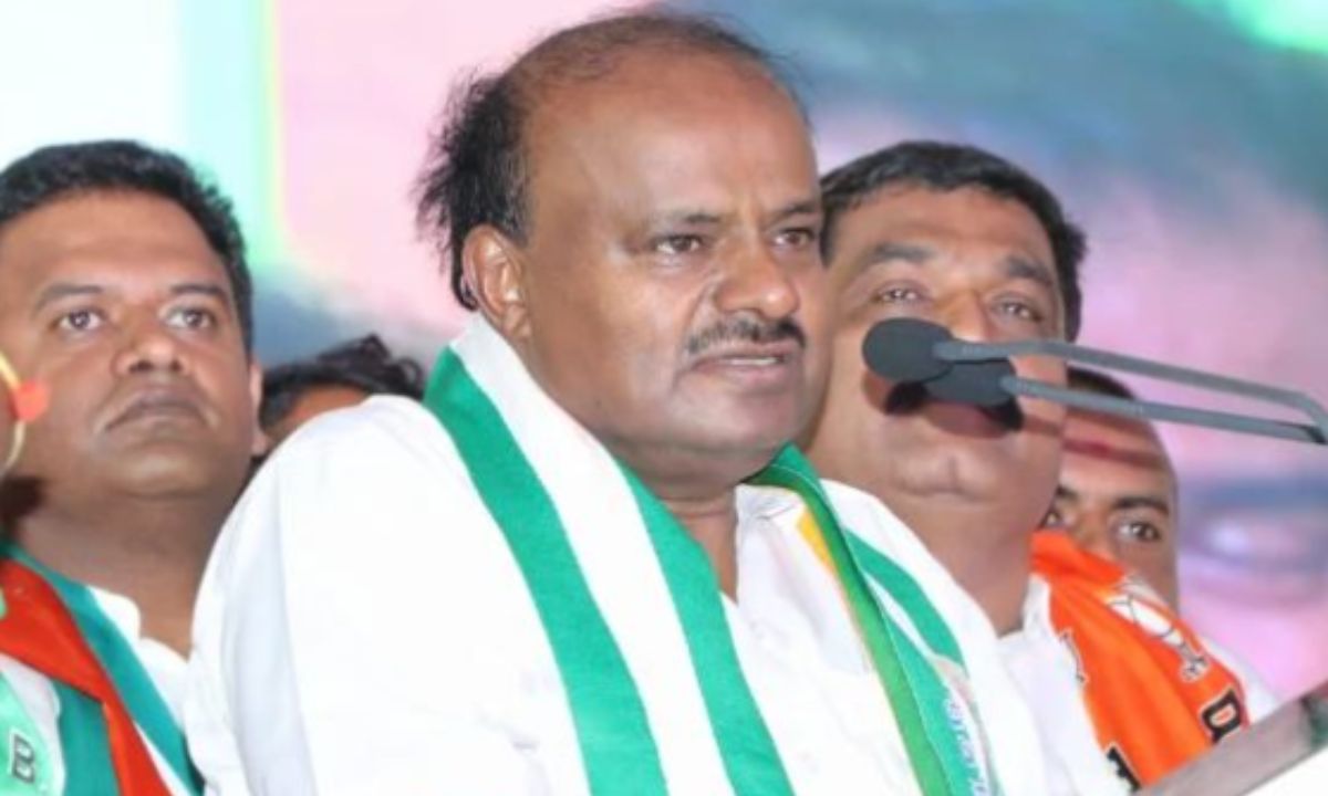 Karnataka Minister Kumaraswamy Issues A Non-Apology For “Women Gone Astray” Remark. Another Day, Another Politician..