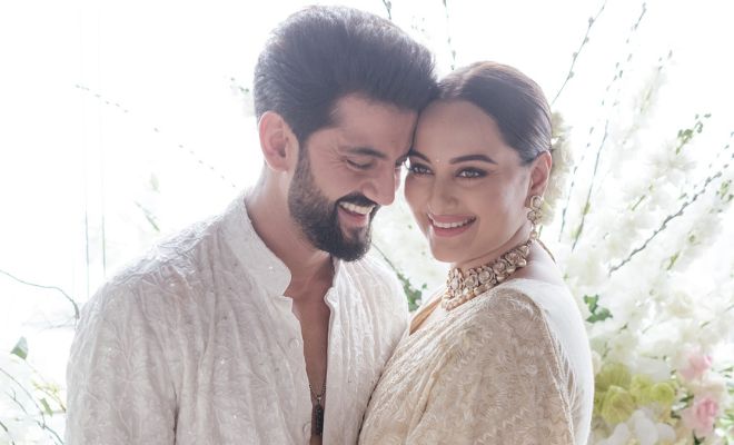Sonakshi Sinha Sports THE Most Gorgeous Minimal Makeup For Her Wedding And Reception. 