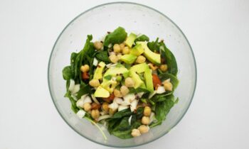 benefits-soaked-chickpeas-in-morning-health-wellness